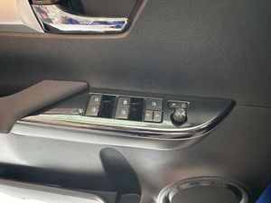Toyota Hilux 2.4 D4D Cabina Doble VX  - Foto 17
