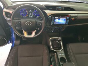 Toyota Hilux 2.4 D4D Cabina Doble VX  - Foto 32