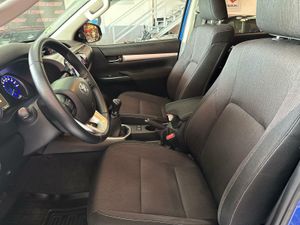 Toyota Hilux 2.4 D4D Cabina Doble VX  - Foto 36