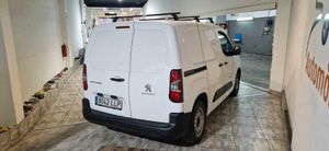 Peugeot Partner 1.5 HDI 102CV FURGON AIRE-CONTROL DE VELOCIDAD-LUNES AUTOMATICAS - Foto 5