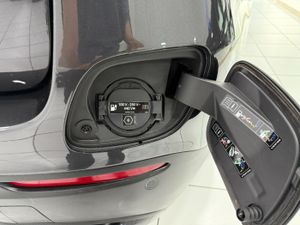 Mercedes GLC 300 e 4MATIC  - Foto 35
