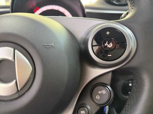 Smart Fortwo EQ Brabus Limited Edition 1/1  - Foto 5