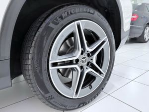 Mercedes GLC 300 e 4MATIC  - Foto 27