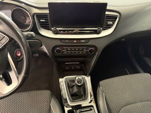 Kia XCeed 1.6 CRDI 115CV  - Foto 10