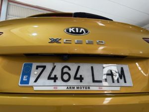 Kia XCeed 1.6 CRDI 115CV  - Foto 15