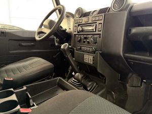 Land-Rover Defender 110   - Foto 9