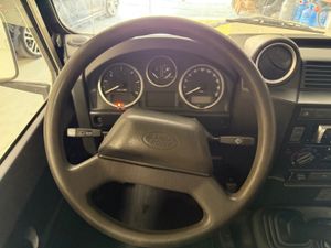 Land-Rover Defender 110   - Foto 7