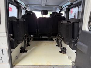 Land-Rover Defender 110   - Foto 15