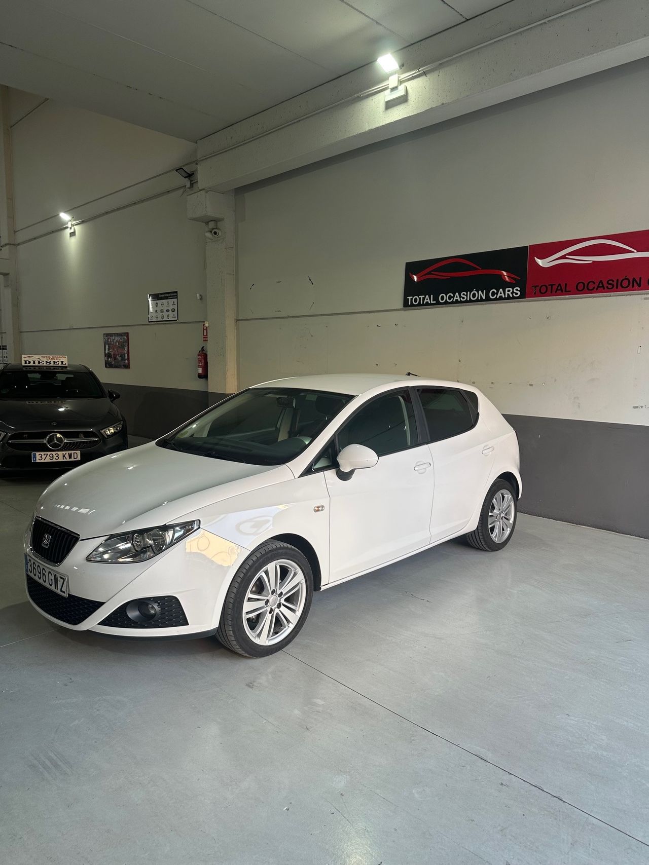 Seat Ibiza 1.6TDI 90CV   - Foto 1