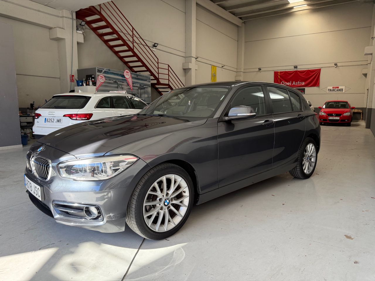 BMW Serie 1 116D    - Foto 1