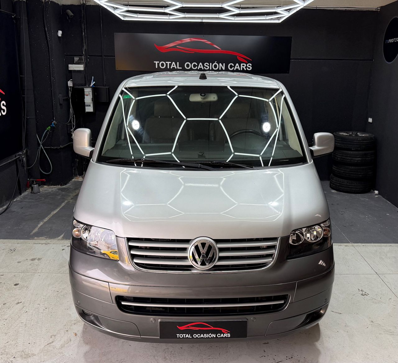 Volkswagen Multivan 2.5 TDI 174CV  - Foto 1