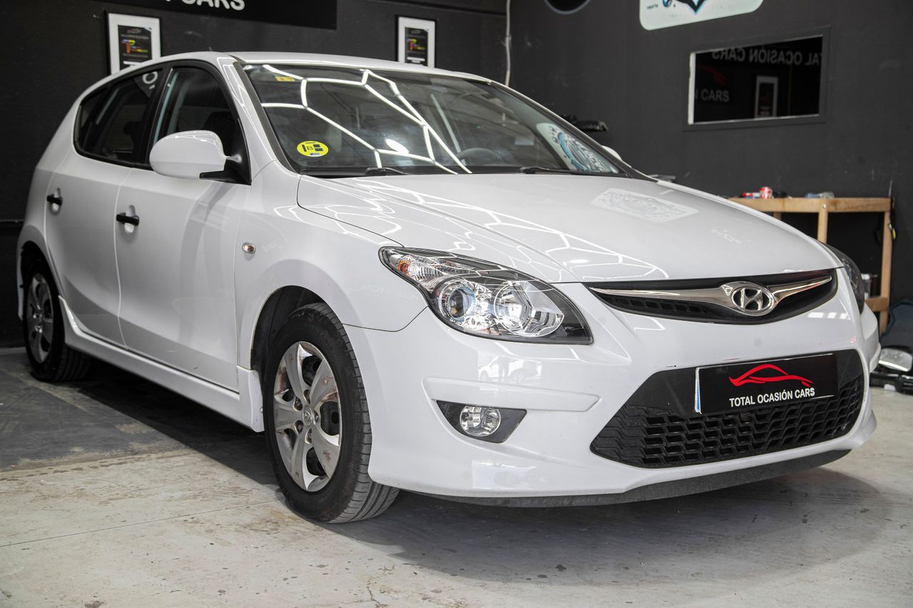 Hyundai i30 CW i30 1.6 CRDi GLS FDu Comfort WGT 90 CV  - Foto 1