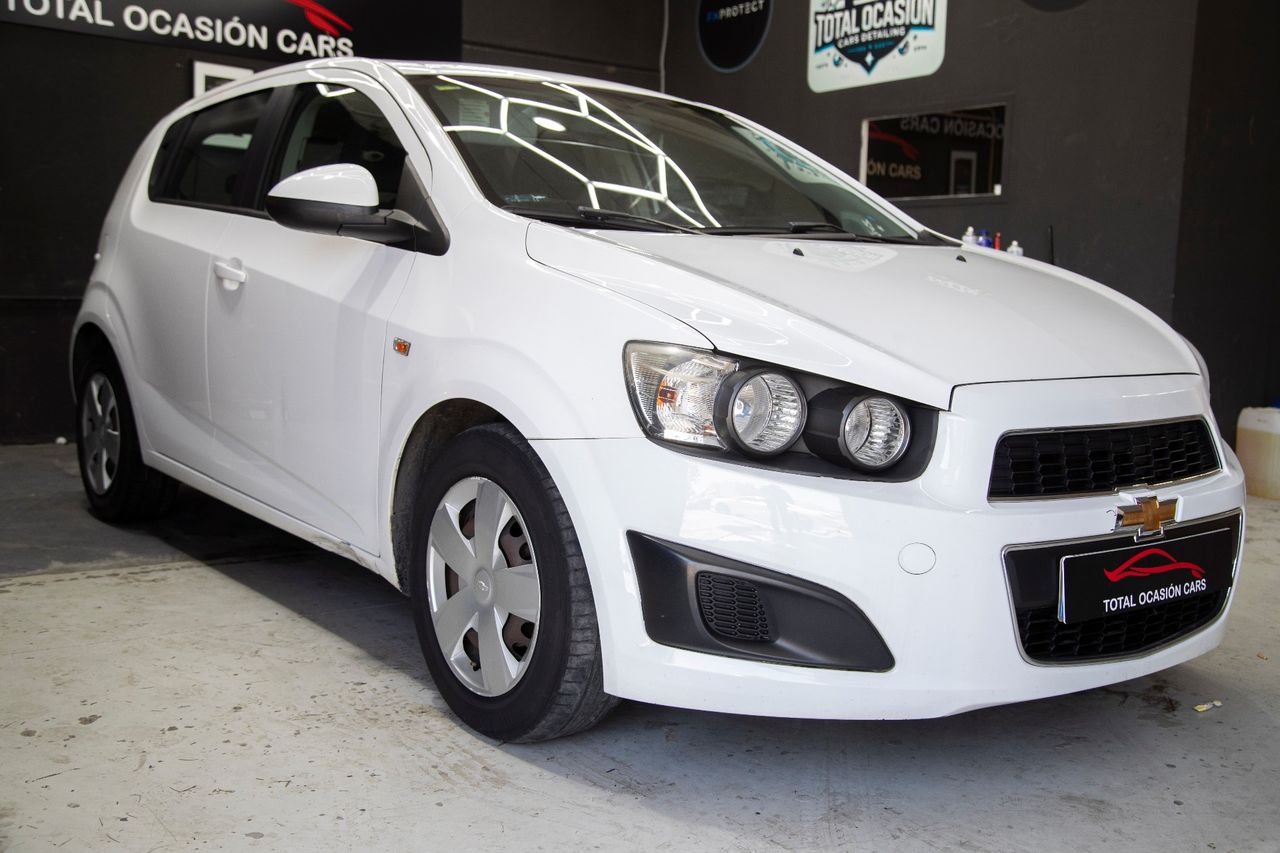 Chevrolet Aveo 1.2I 82CV  - Foto 1