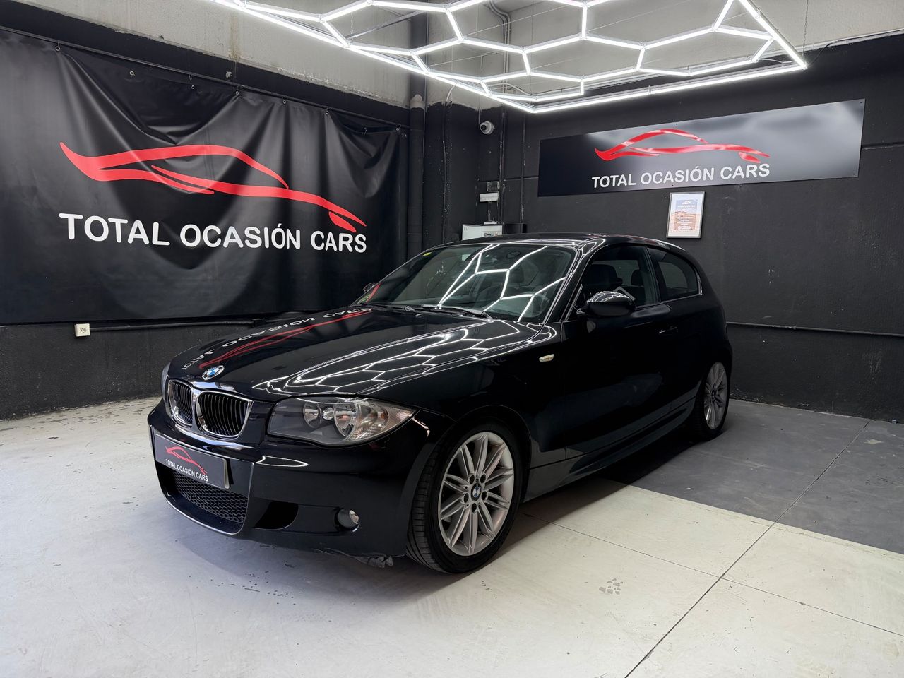BMW Serie 1 116D PACK M  - Foto 1