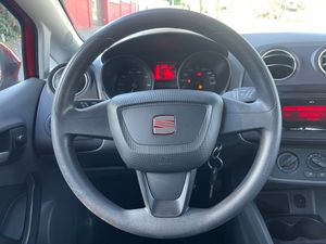 Seat Ibiza 5p Emoción 1.2 12v 60 CV - Foto 19