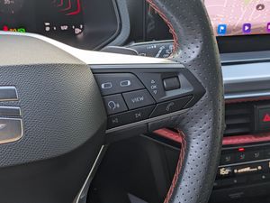 Seat Arona 1.0 TSI 110 FR XL 5p S/S DSG7 - Foto 17