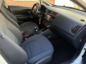 Kia Rio 1.2 Xtech 85cv - Foto 11