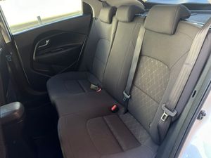 Kia Rio 1.2 Xtech 85cv - Foto 10
