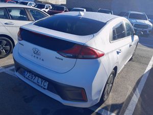 Hyundai IONIQ Híbrido 1.6 GDI 104 kW (141 CV) DCT Klass LE - Foto 3