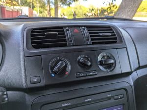 Skoda Fabia 1.2 60cv Spirit - Foto 24