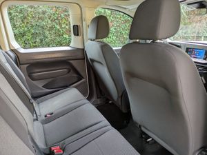 Volkswagen Caddy Beach 2.0 TDI 75kw 102 CV BMT - Foto 20