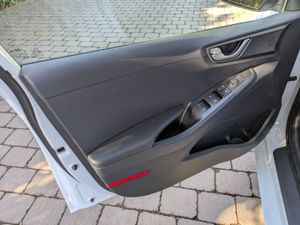 Hyundai IONIQ 1.6 GDI HEV Tecno DCT - Foto 9