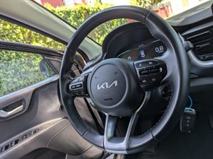 Kia Stonic 1.0 T-GDi MHEV iMT 74 kW - Foto 26