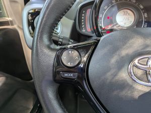 Toyota Aygo 5p 70 x-clusiv - Foto 23