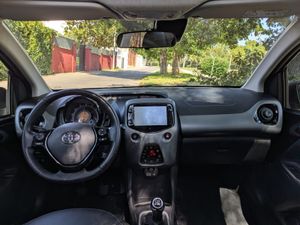 Toyota Aygo 5p 70 x-clusiv - Foto 20