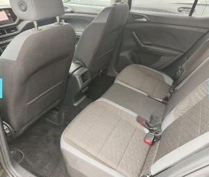 Volkswagen T-Cross Sport 1.0 TSI 81 kW - Foto 6
