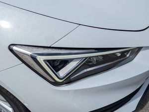 Seat Leon Sportstourer 1.5 eTSI 110 KW - Foto 13