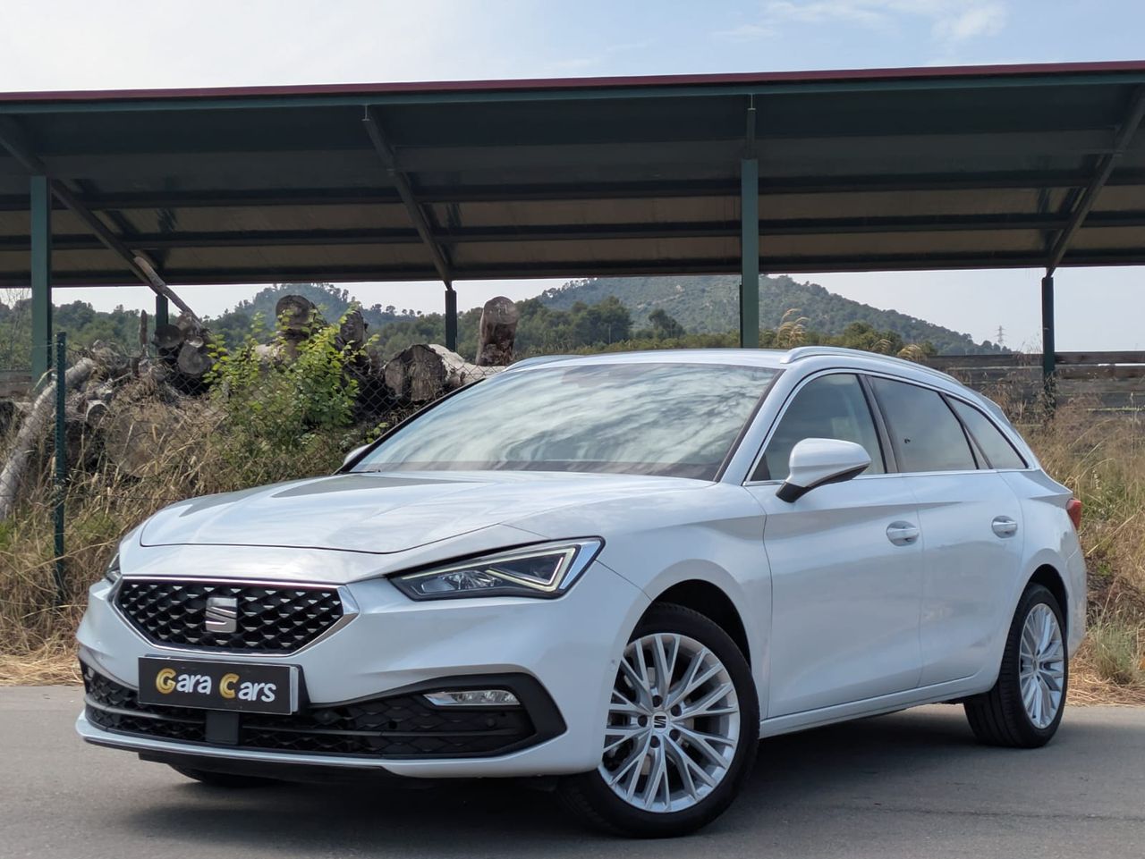 Seat Leon Sportstourer 1.5 eTSI 110 KW - Foto 1