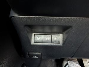 Toyota Yaris 5p 100H Feel! - Foto 32