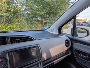 Toyota Yaris 5p 100H Feel! - Foto 27