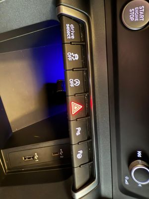 Audi Q3 S line 35 TDI 110kW (150CV) S tronic SE PUEDE VER Y PROBAR EN SENRA SPORT (PEUGEOT) DUMBRIA - Foto 30