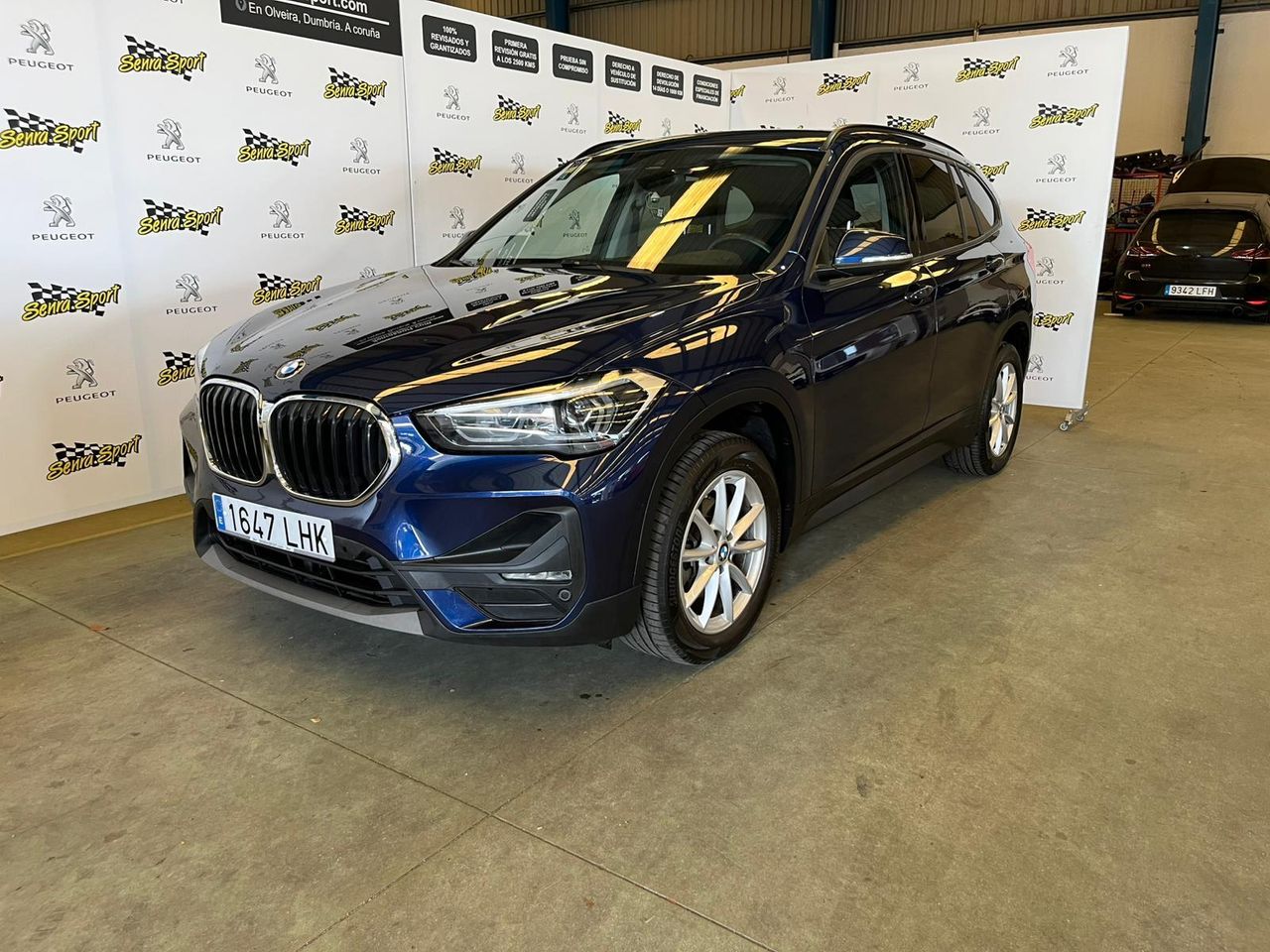 BMW X1 sDrive16d Business SE PUEDE VER Y PROBAR EN SENRA SPORT (PEUGEOT) DUMBRIA - Foto 1