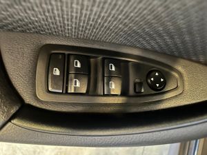 BMW X1 sDrive16d Business SE PUEDE VER Y PROBAR EN SENRA SPORT (PEUGEOT) DUMBRIA - Foto 21