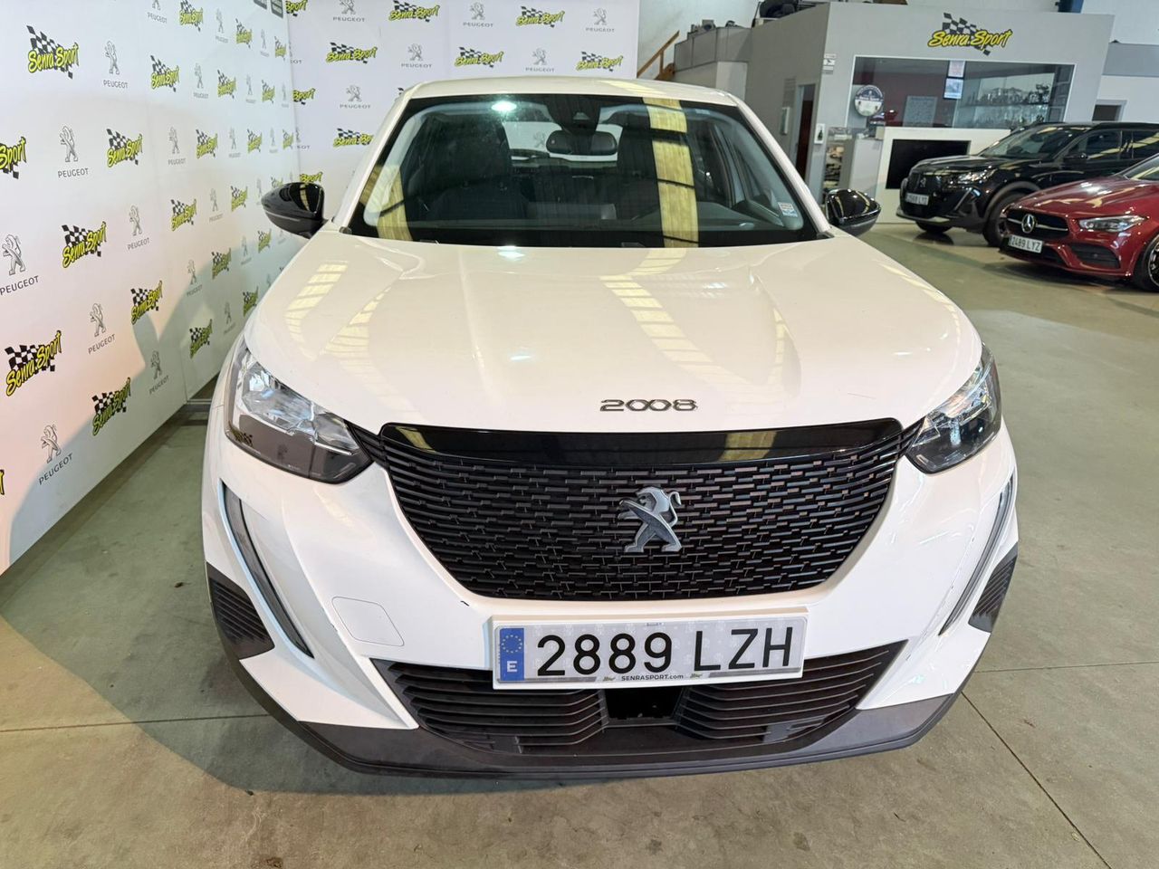 Peugeot 2008 Active Pack BlueHDI 81kW (110CV) SE PUEDE VER Y PROBAR EN SENRA SPORT (PEUGEOT) DUMBRIA - Foto 1