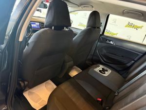 Peugeot 308 5p Allure 2.0 BlueHDi 150 SE PUEDE VER Y PROBAR EN SENRA SPORT (PEUGEOT) DUMBRIA - Foto 12