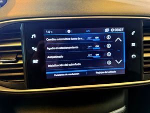 Peugeot 308 SW Allure Pack BlueHDI 130 S&S 12900 - Foto 24