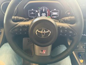 Toyota GR Yaris 1.6T 280 RZ A/T + TOURING PACK SE PUEDE VER Y PROBAR EN SENRA SPORT (PEUGEOT) DUMBRIA - Foto 14