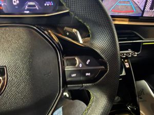 Peugeot 2008 GT BlueHDI 130 S&S EAT8 - Foto 17