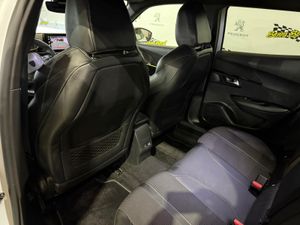 Peugeot 2008 GT BlueHDI 130 S&S EAT8 - Foto 12