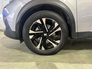 Peugeot 2008 Allure BlueHDI 130 S&S EAT8 - Foto 27
