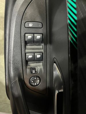 Peugeot 2008 Allure BlueHDI 130 S&S EAT8 - Foto 19