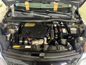 Peugeot 2008 Allure BlueHDI 130 S&S EAT8 - Foto 29