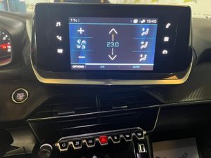 Peugeot 2008 Allure BlueHDI 130 S&S EAT8 - Foto 23