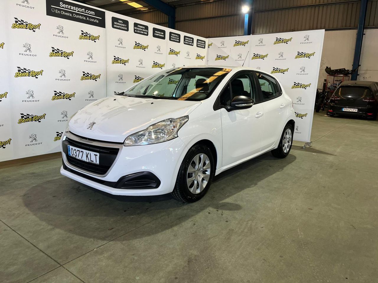 Peugeot 208 5P LIKE 1.6 BlueHDi 55KW (75CV) - Foto 1
