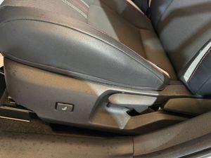 Toyota Corolla 2.0 180H GR-SPORT E-CVT - Foto 11