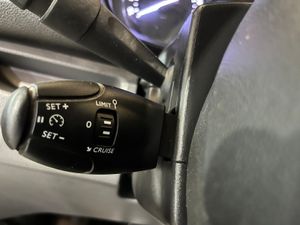 Peugeot Expert COMBI 9 STANDAR 2.0 HDI 145CV - Foto 26